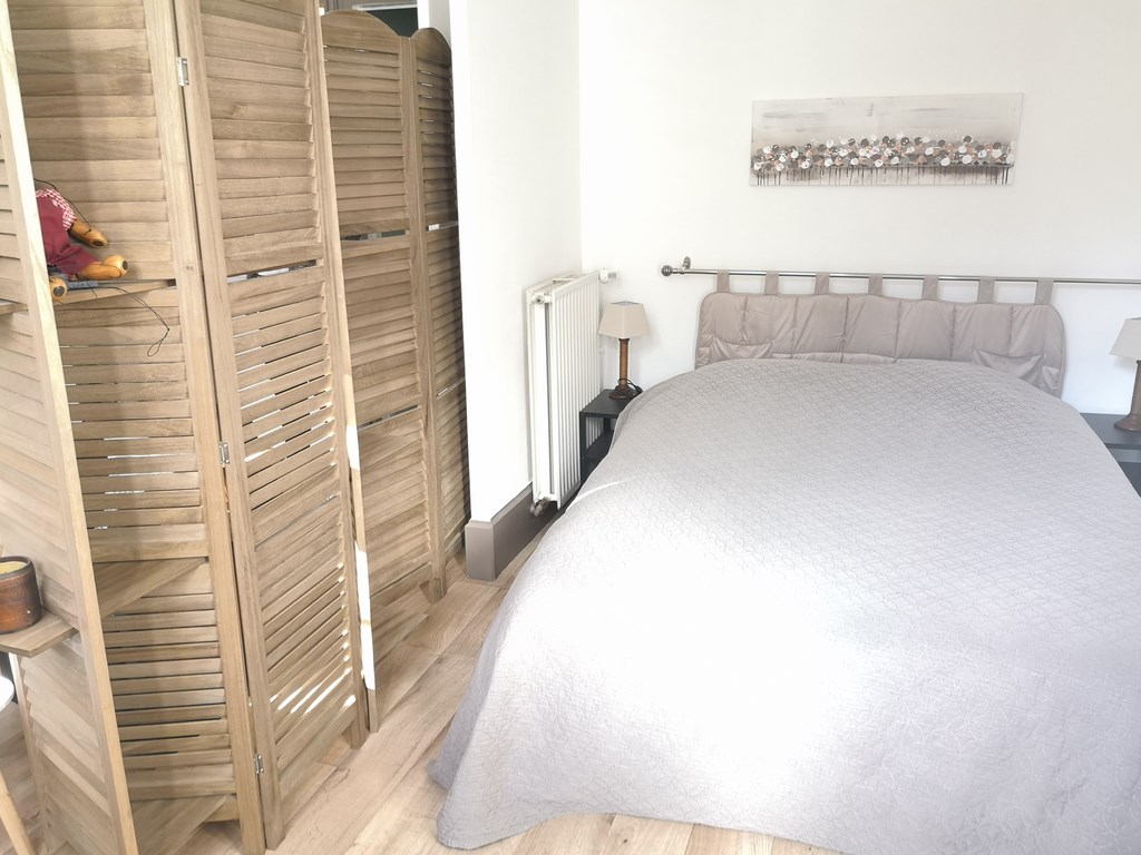 Meublé de Marine Biguerd - Aubusson Studio 5 - 2ème étage