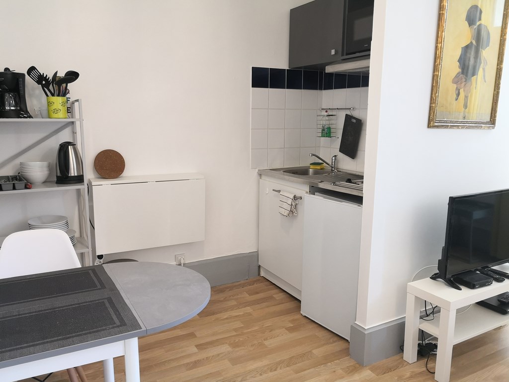 Meublé de Marine Biguerd - Chambon - Studio 6 - 2ème étage