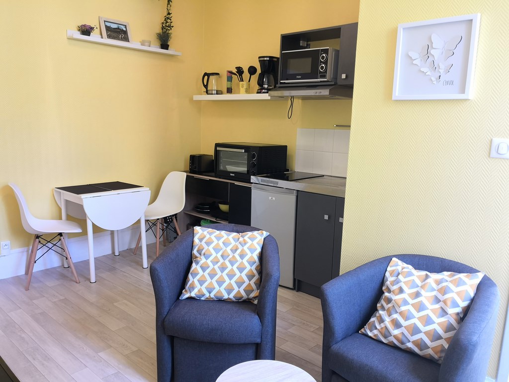 Meublé de Marine Biguerd - Evaux - Appt 3 1er étage - photo 4