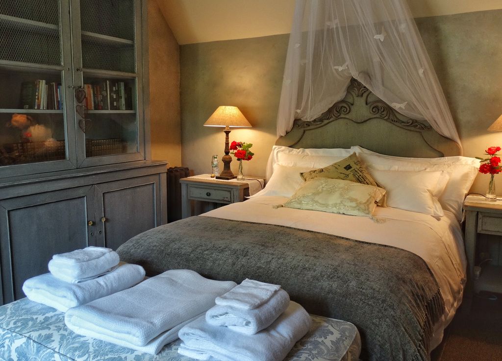 Chambres d'hôtes Château Vue Boussac, Saint-Silvain-Bas-le-Roc