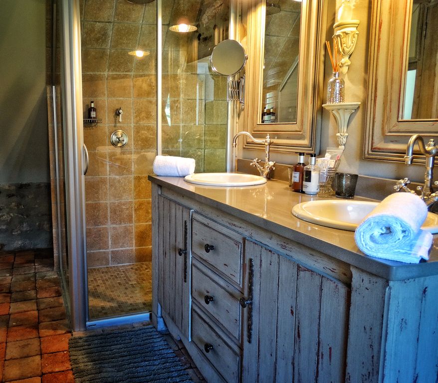 Chambres d'hôtes Château Vue Boussac, Saint-Silvain-Bas-le-Roc - photo 5