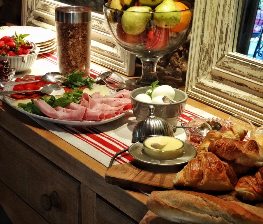 Chambres d'hôtes Château Vue Boussac, Saint-Silvain-Bas-le-Roc - photo 12