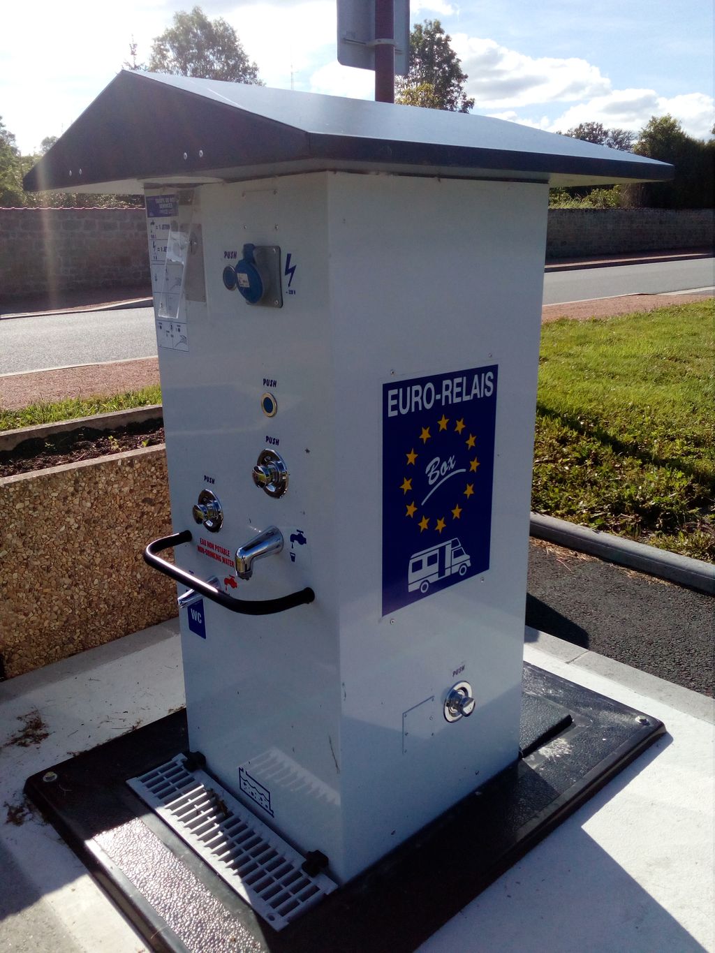 Aire d'accueil camping-car, Clugnat - photo 2