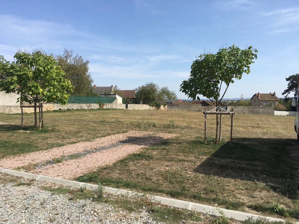 Aire d'accueil Camping-cars, Évaux-les-Bains - photo 3