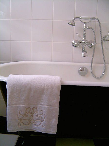 Villa Camille : La Chambre "Romantique", La Crèche - photo 2