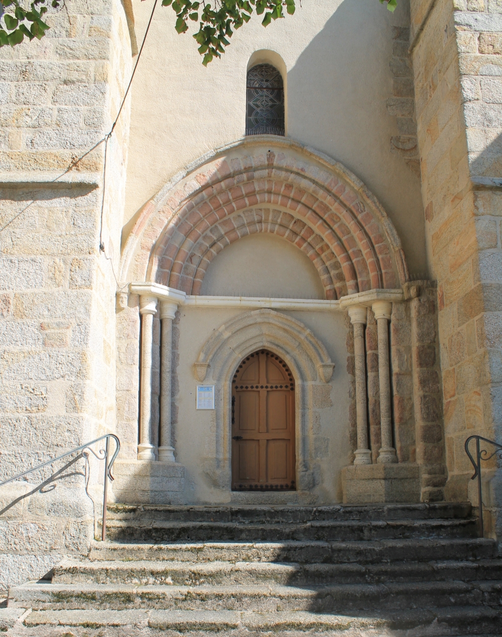 Eglise de Saint Mathieu, Saint-Mathieu