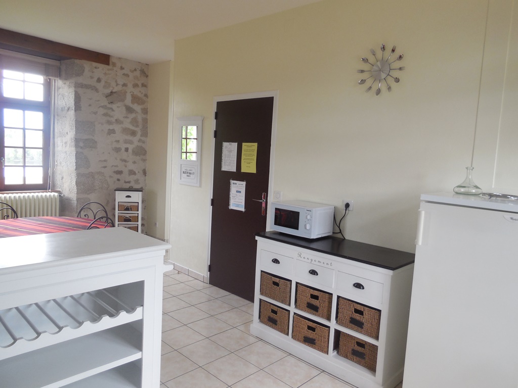 Location à Mérinchal (N°59) - photo 2