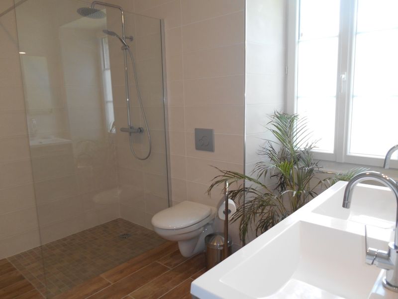 Location de Claire et Hichem Zarrouk, Champagnat