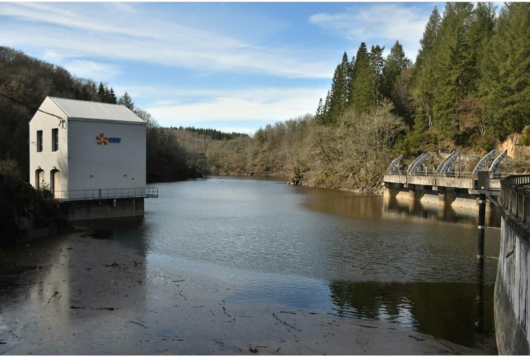 Barrage des Chaumettes, Saint-Victour
