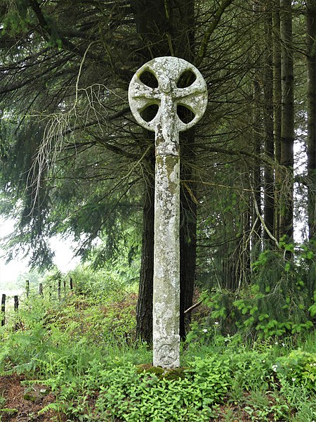 Croix grande, Clairavaux