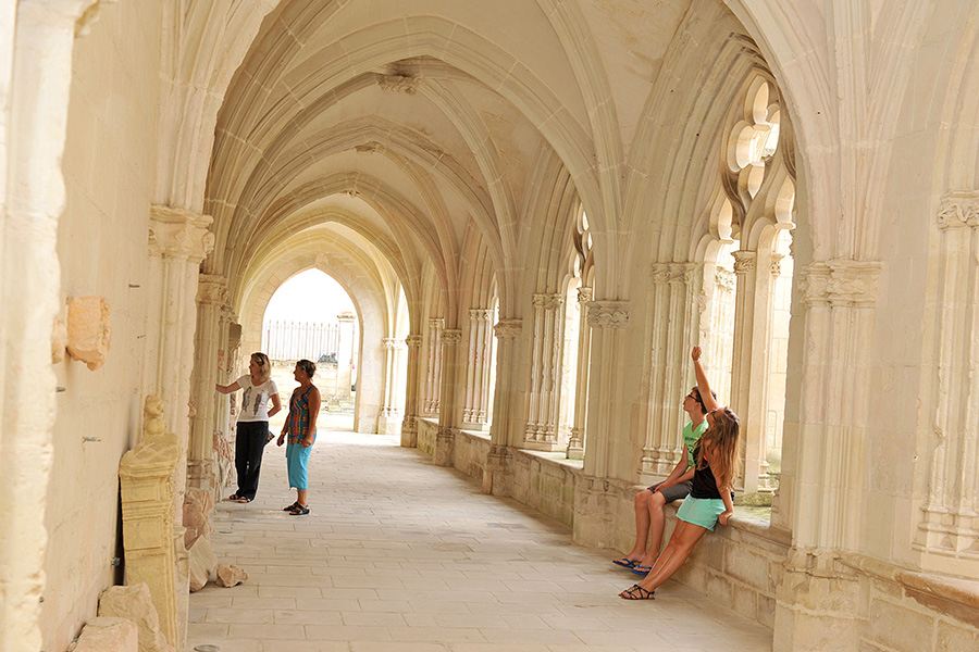 Eglise abbatiale de St Jouin de Marnes, Plaine-et-Vallées - photo 2