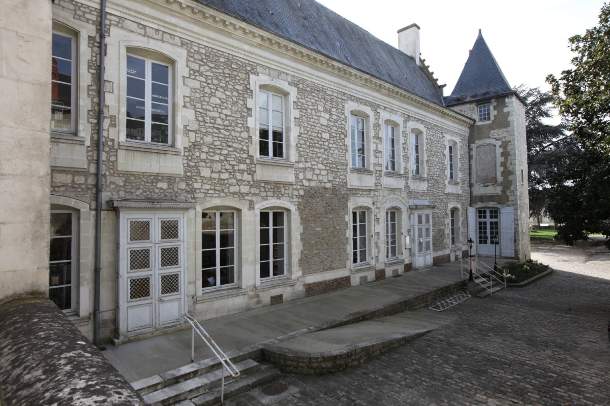 Médiathèque Châtellerault Centre : Le Château