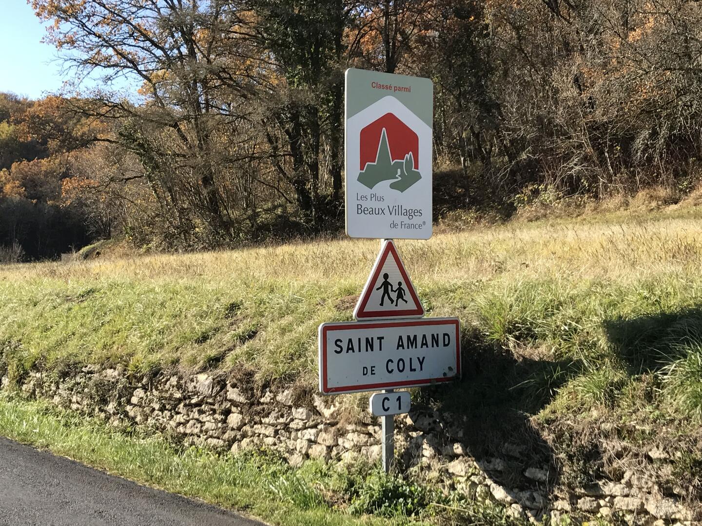 Boucle Tunnel Bois et Eaux n° 29 / Coly Saint-Amand