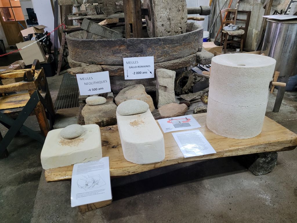 Gaufres et huile de noix du Moulin de Landry - photo 2