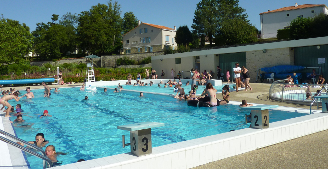 Piscine - Chef-Boutonne