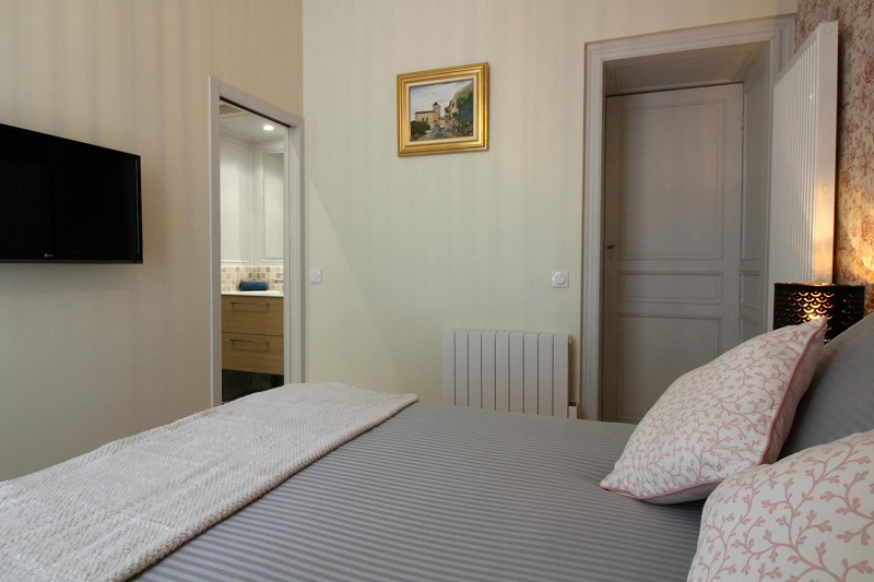 Tour du Château Laroque Dubos, Laroque - photo 2