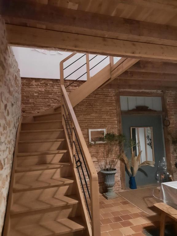 Les Ecuries du chateau Rieux, Saint-Martin-Terressus - photo 2