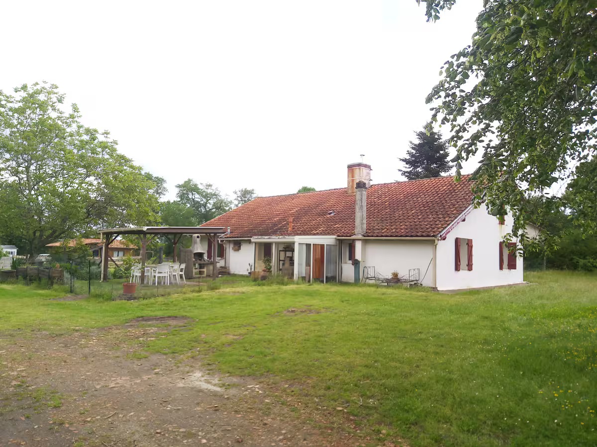 Maison entre lac et océan