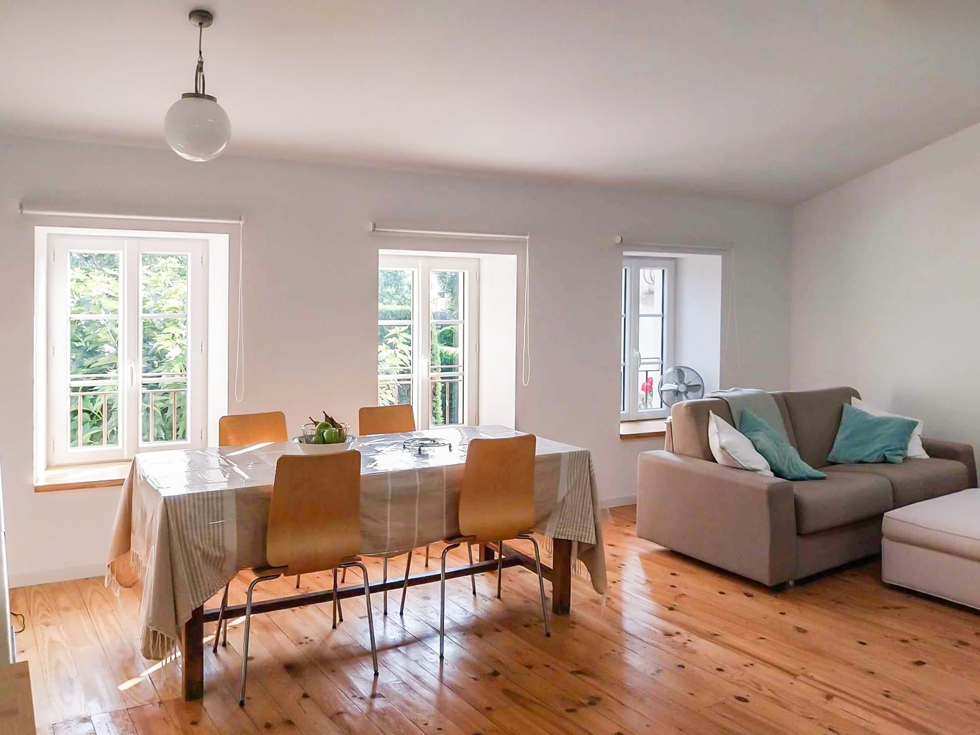 Petit Est Eco-Cottage, Blasimon