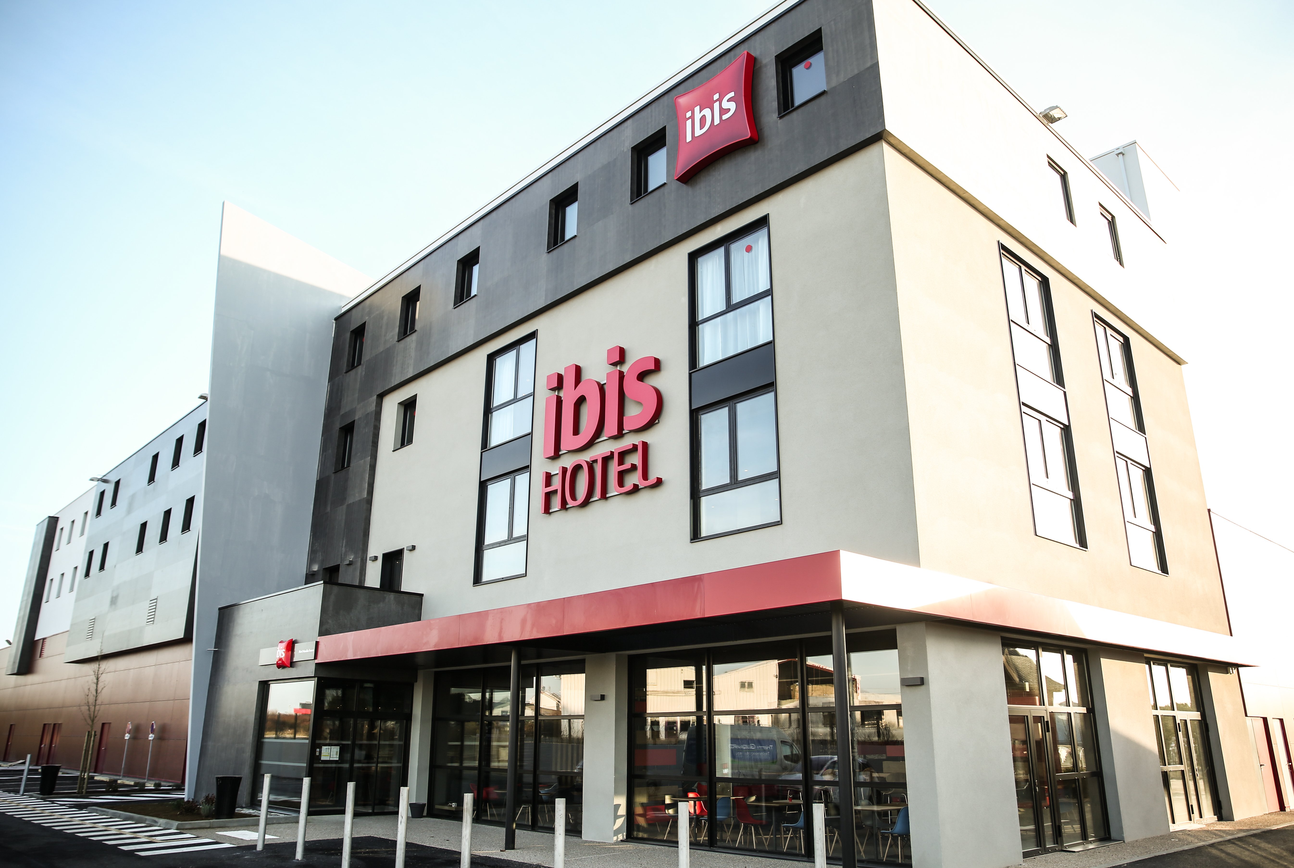 IBIS Niort-Est Mendès-France - photo 3