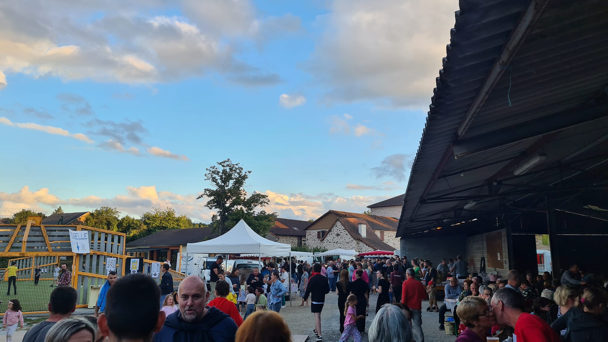 Marché festif, Saint-Hilaire-Bonneval - photo 3