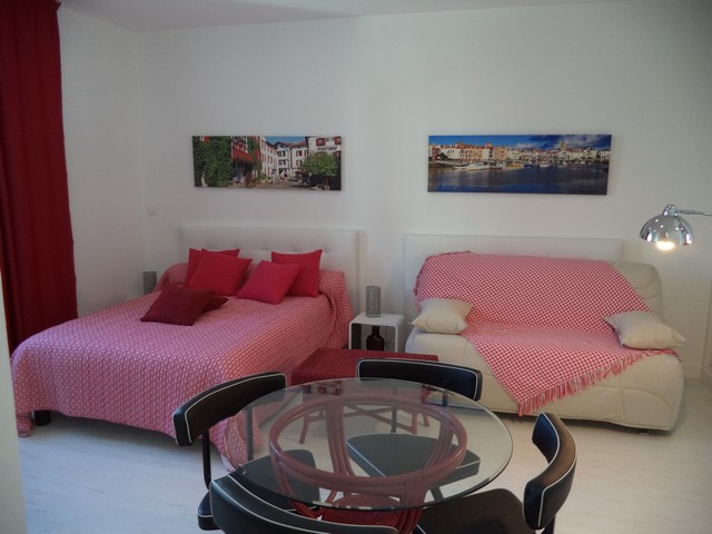 Agence ACOTZARRA - 369