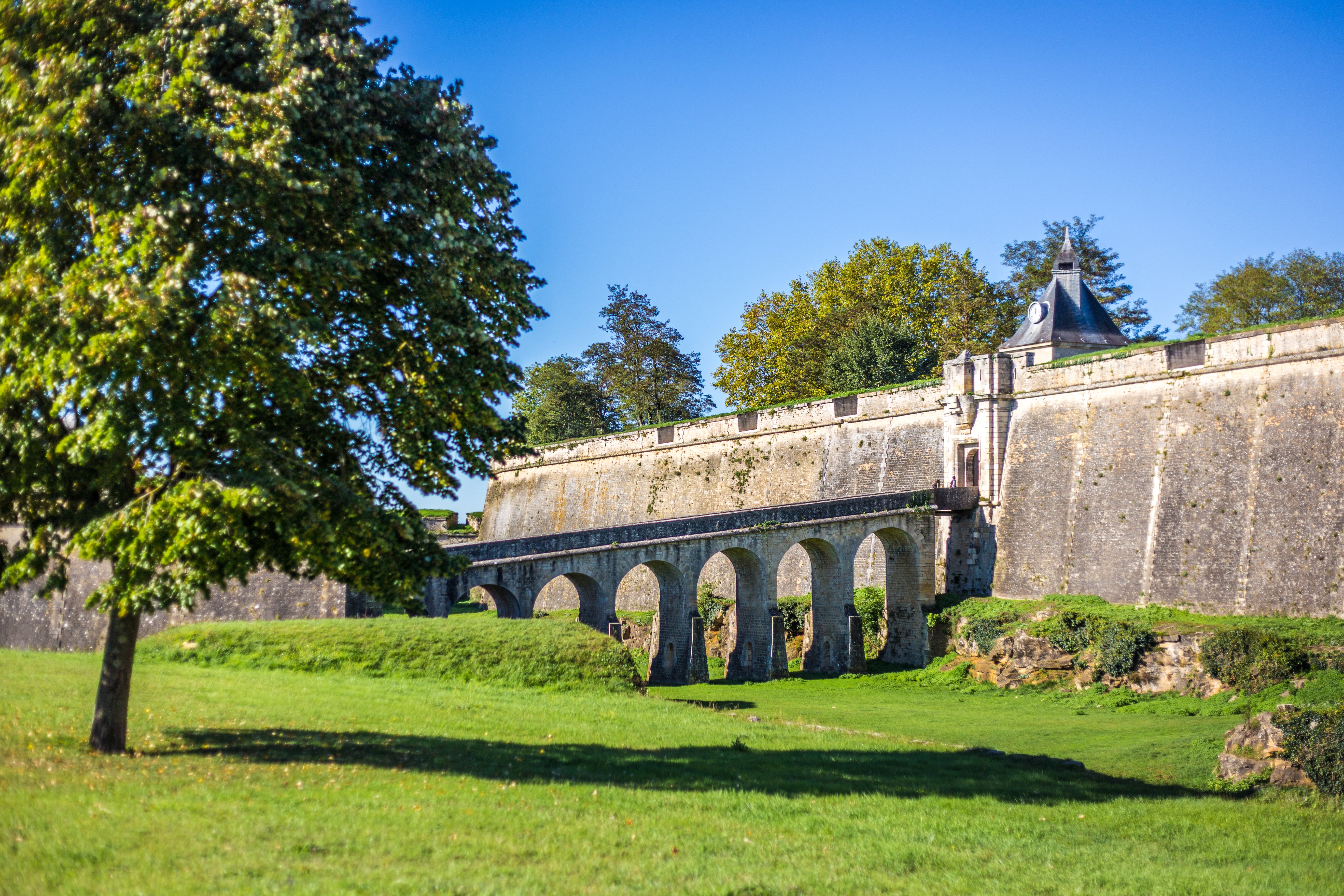 Les Vignobles à vélo - Entre vignobles et estuaire - autour de Blaye