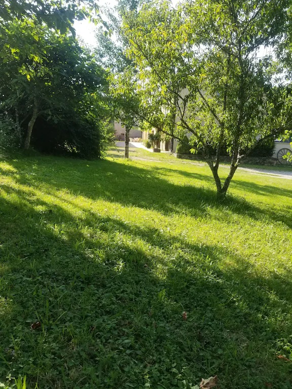 Gites de Champou - La Parenthèse Verte, Saint-Julien-de-Lampon - photo 9