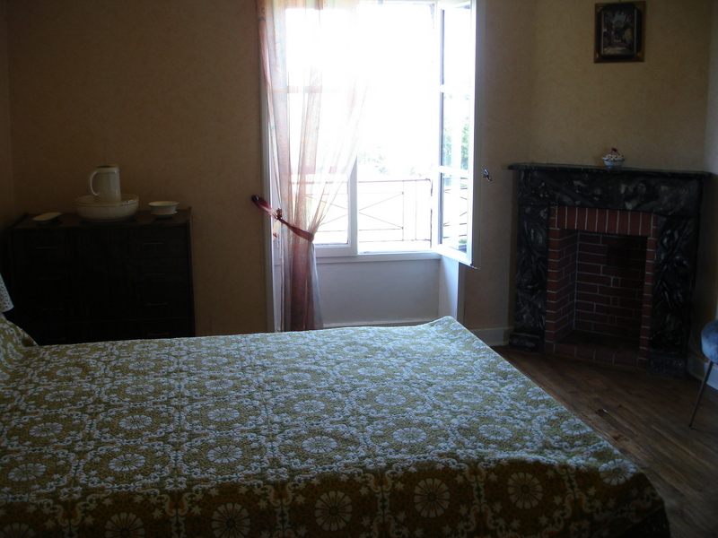 Location Clévacances LACHAUD, Brive-la-Gaillarde