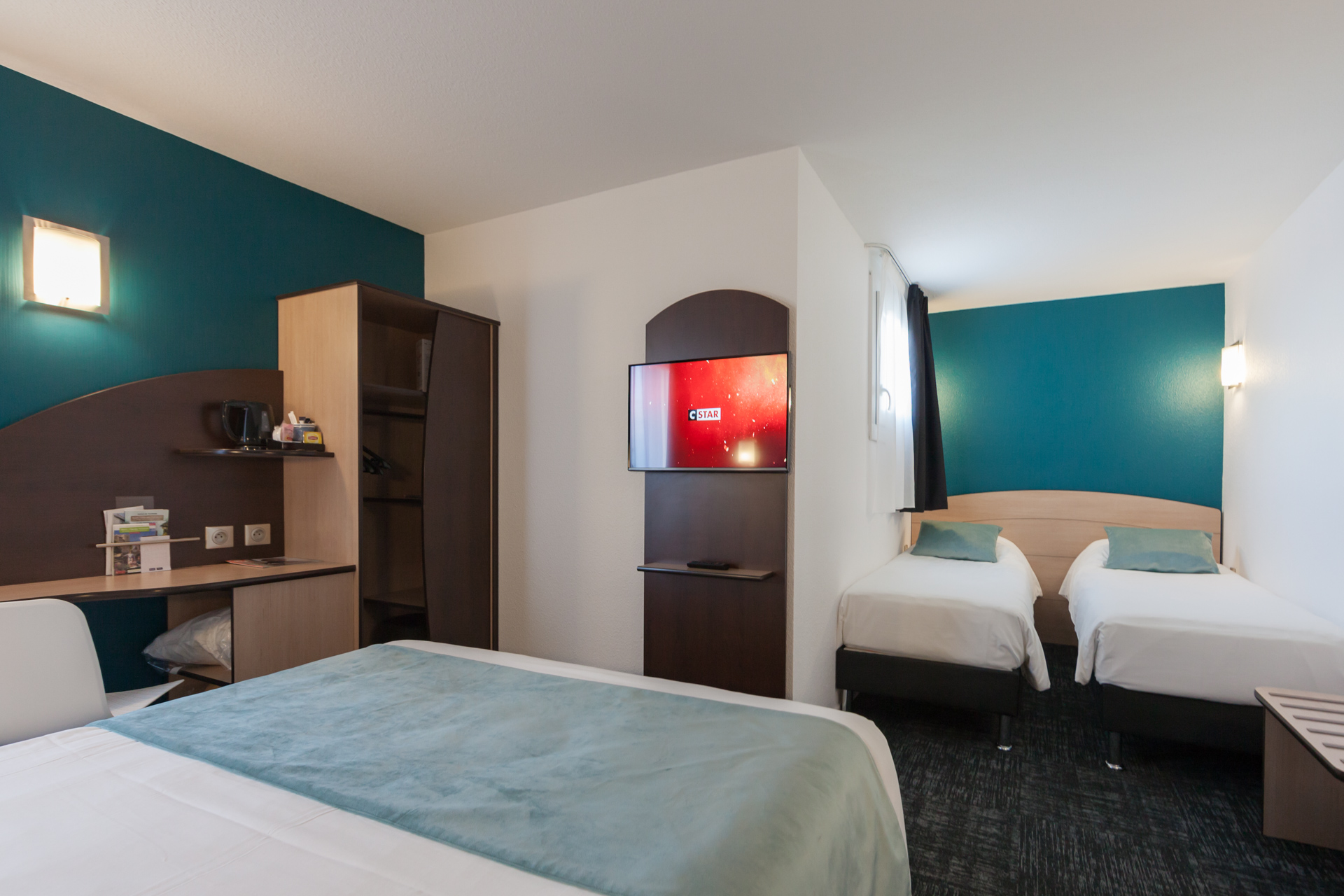 Hôtel Kyriad Niort - Espace Mendès-France