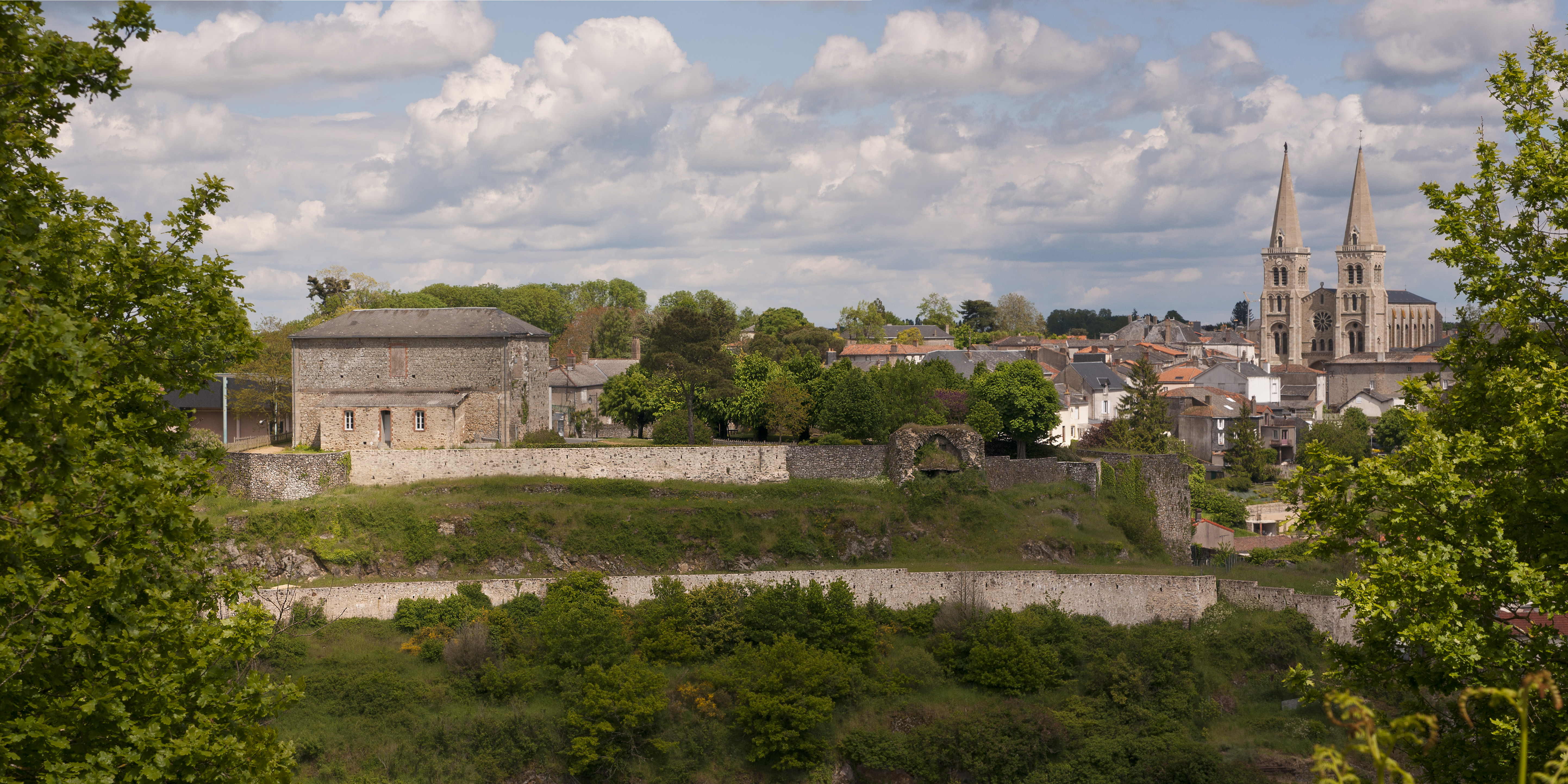 Visites guidées de l'ESIAM autour de Mauléon