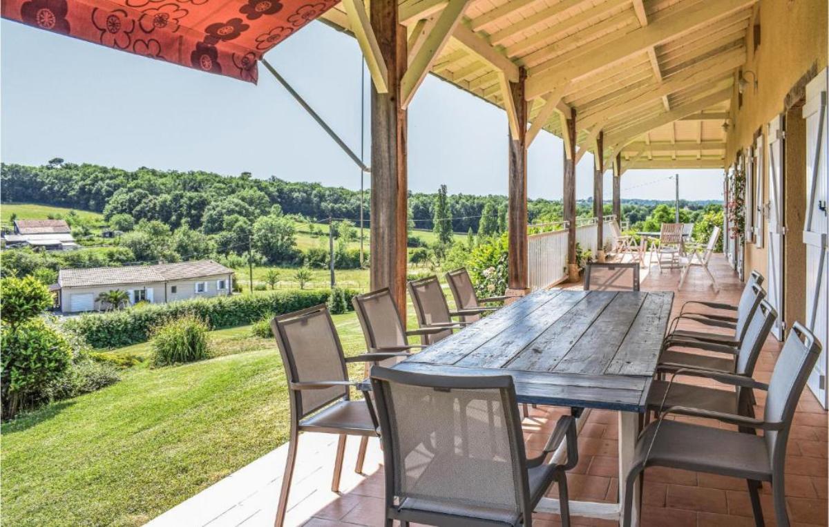 Les Marronniers, Bourgougnague