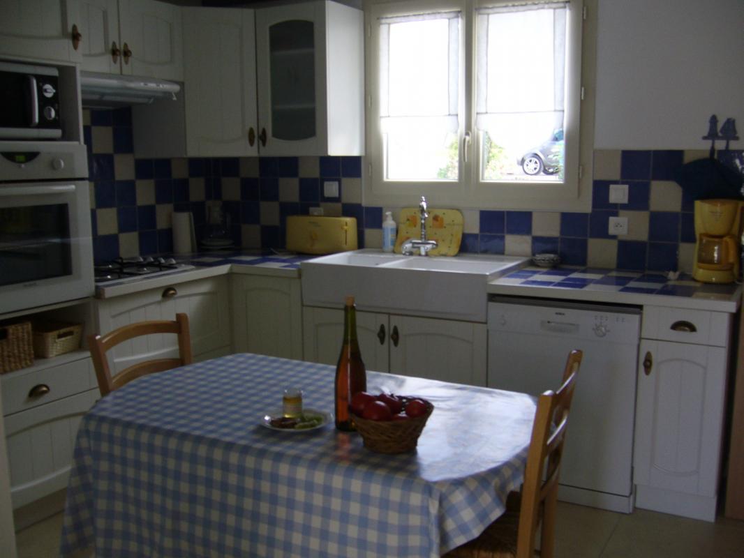 Le Carré des Sureaux, La Crèche