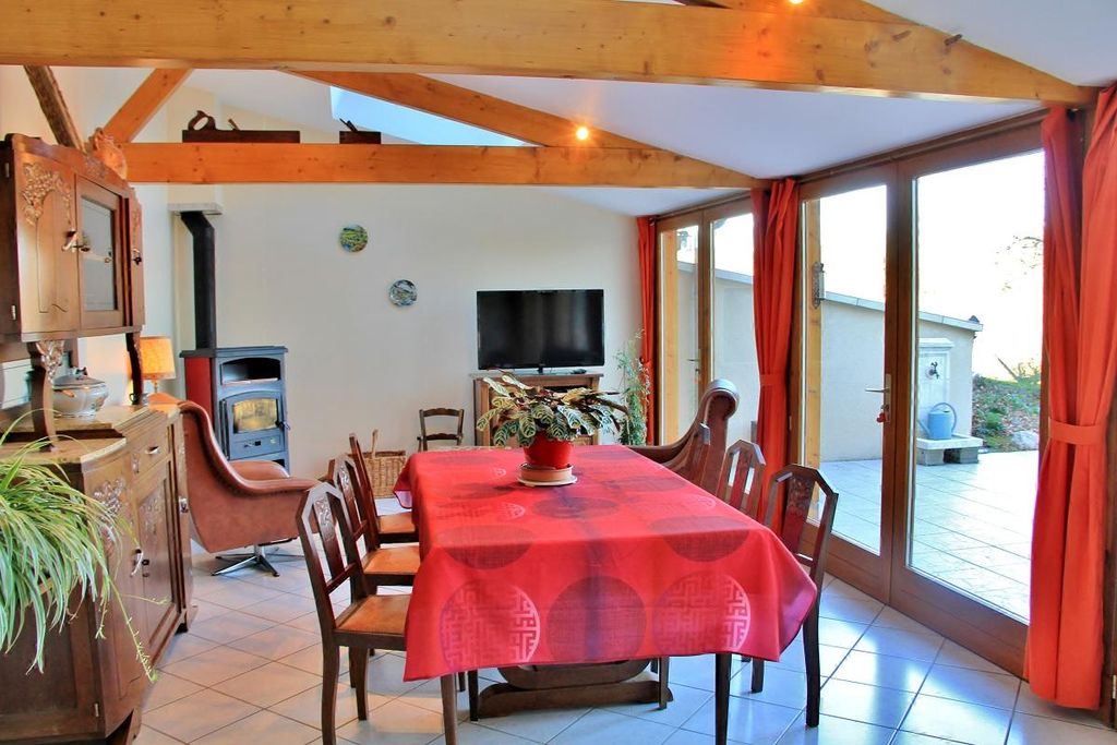 LES MÉSANGES, chambre d'hôtes à Châtelus-le-Marcheix