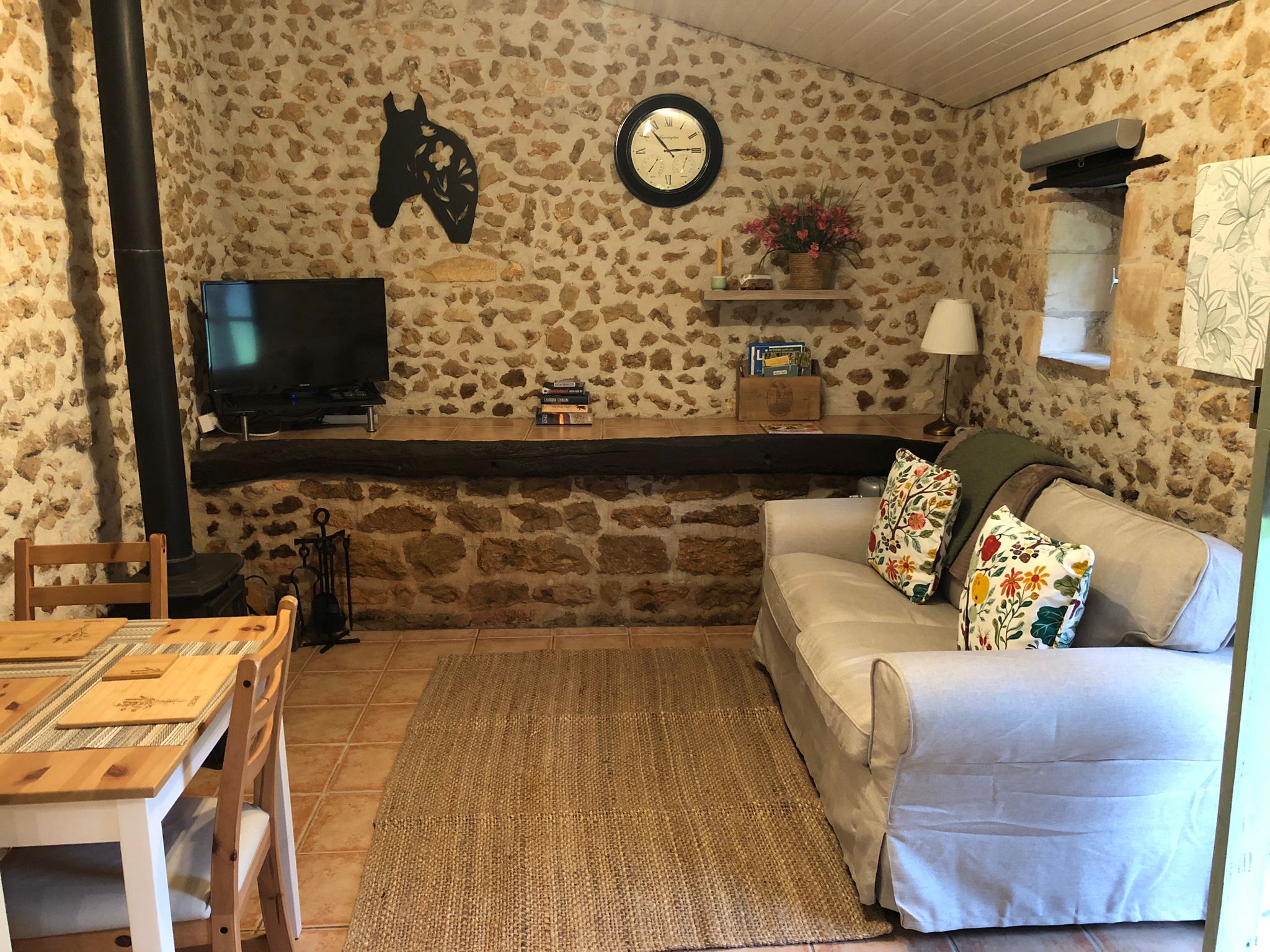 L'écurie, Civray - photo 2