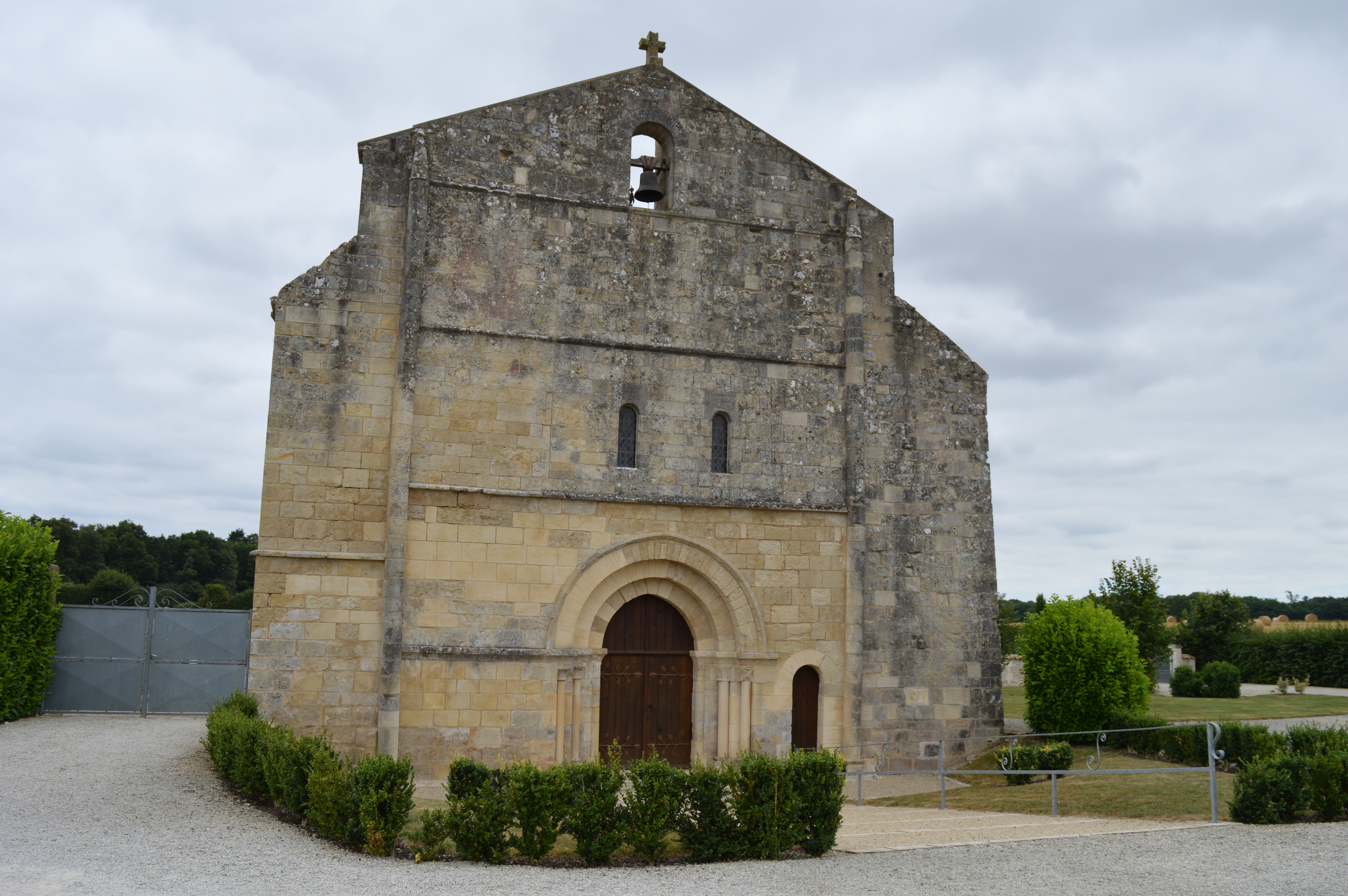 Eglise des Alleuds — photo 3