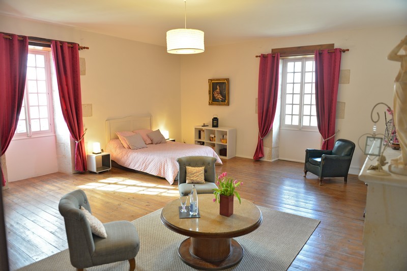 Le Prieuré Saint-Barthélémy, Azay-le-Brûlé - photo 6