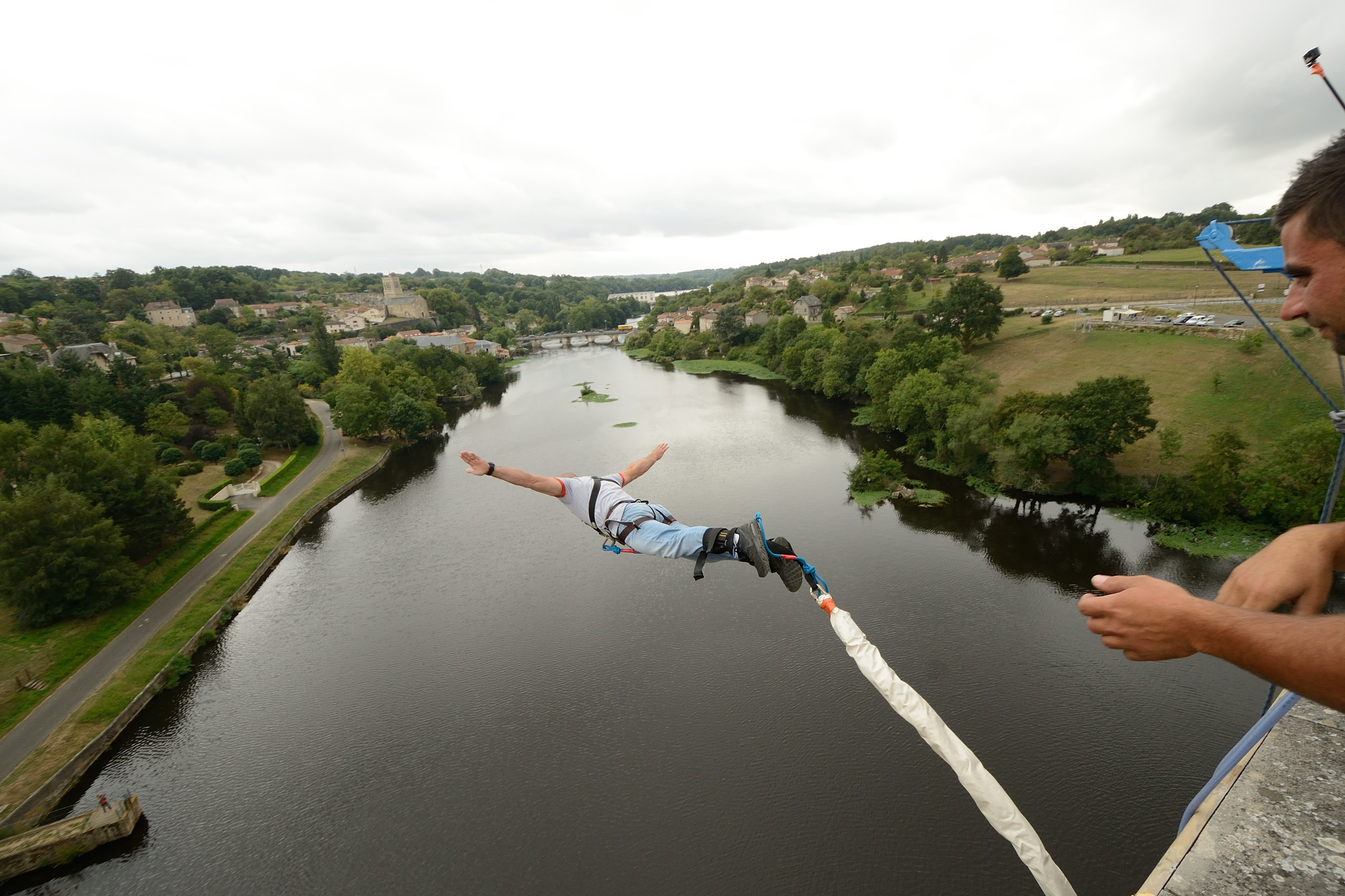 Saut à l’élastique