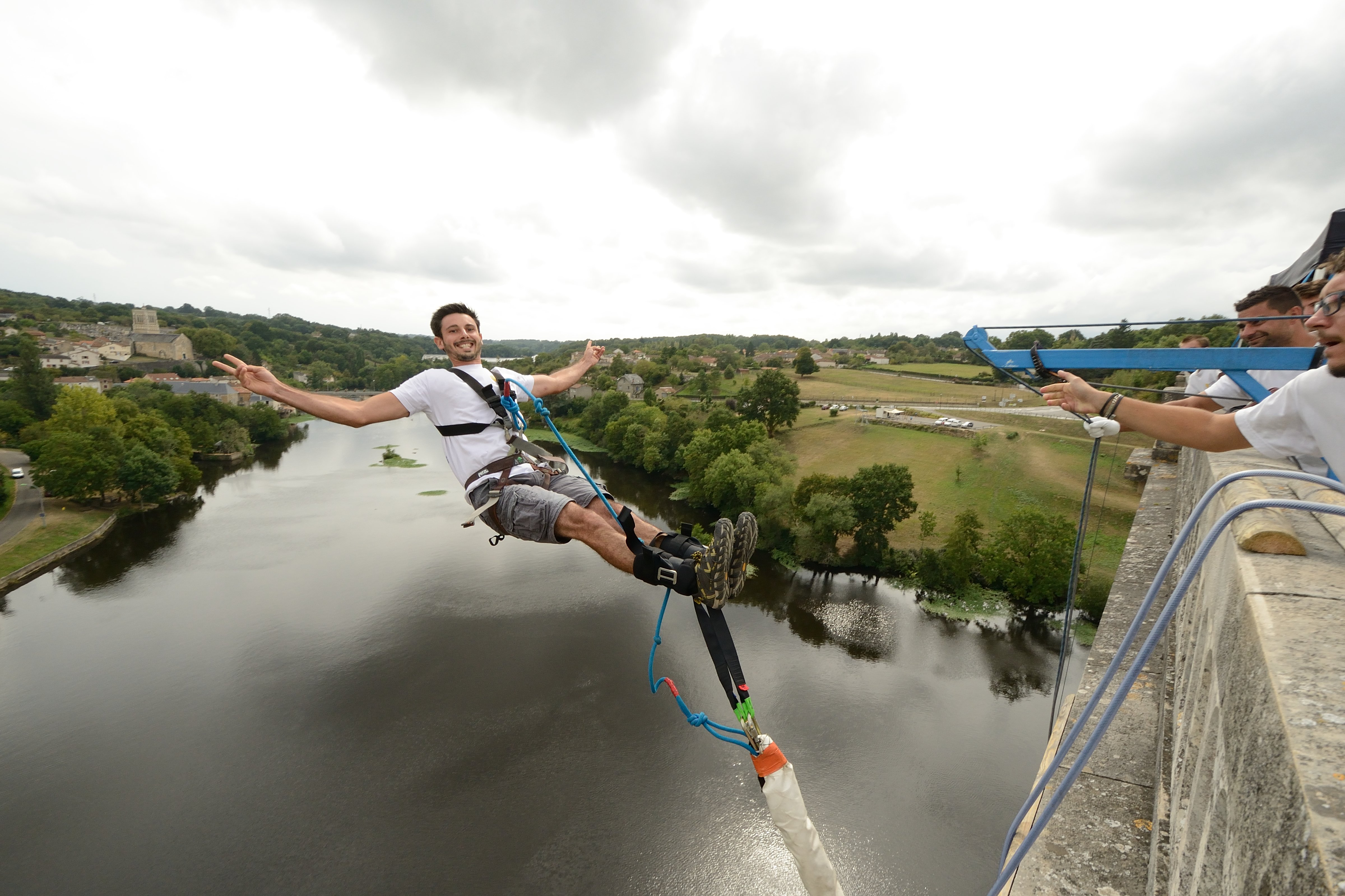 Saut à l’élastique