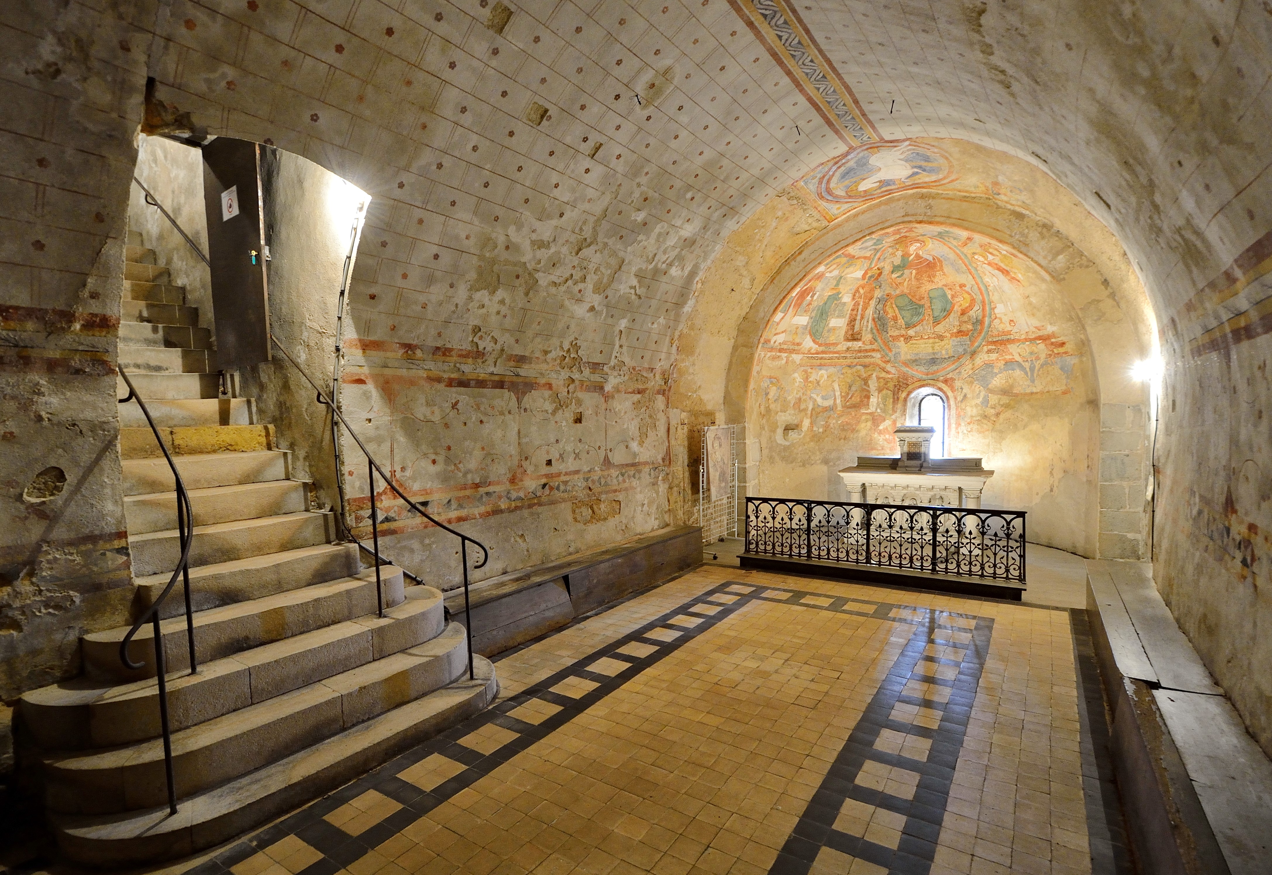 Crypte Sainte-Catherine, Montmorillon - photo 5