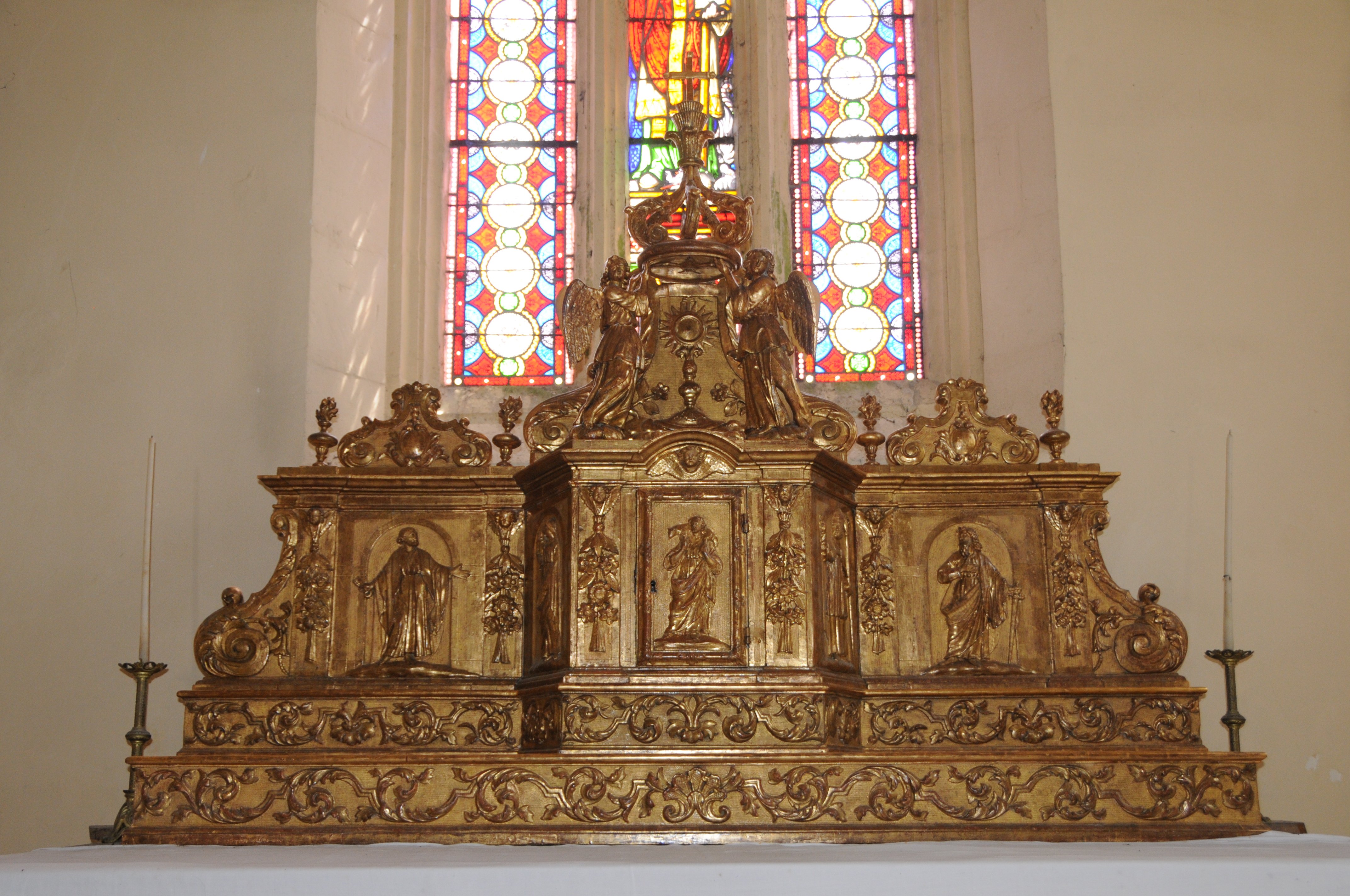 Église Saint-Hilaire et presbytère, Nalliers - photo 5