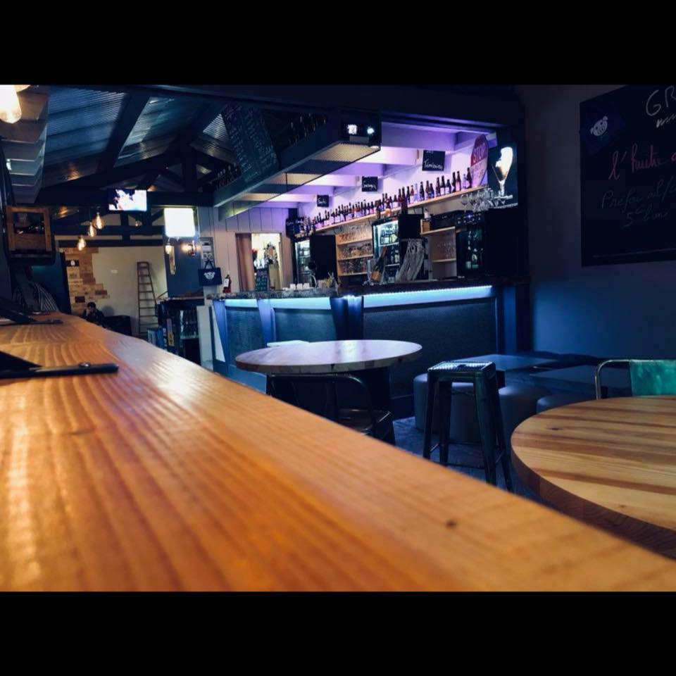 Bar à vins - Le 437 Avenue