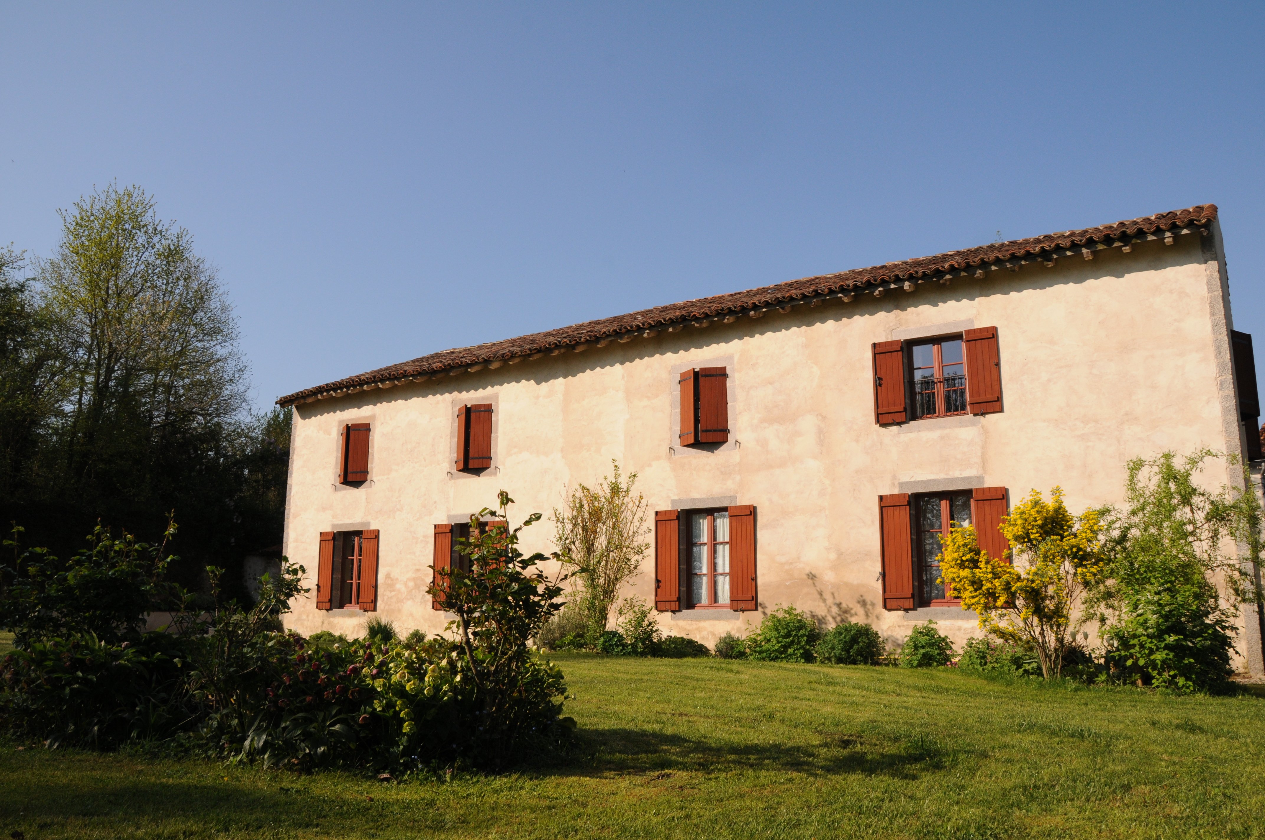Le Refuge de Théoline, Lathus-Saint-Rémy