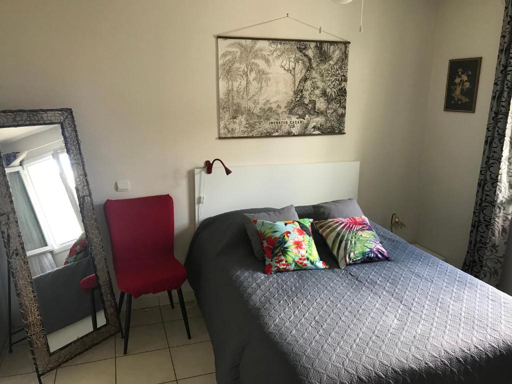 La Chambre du Merle, Illats