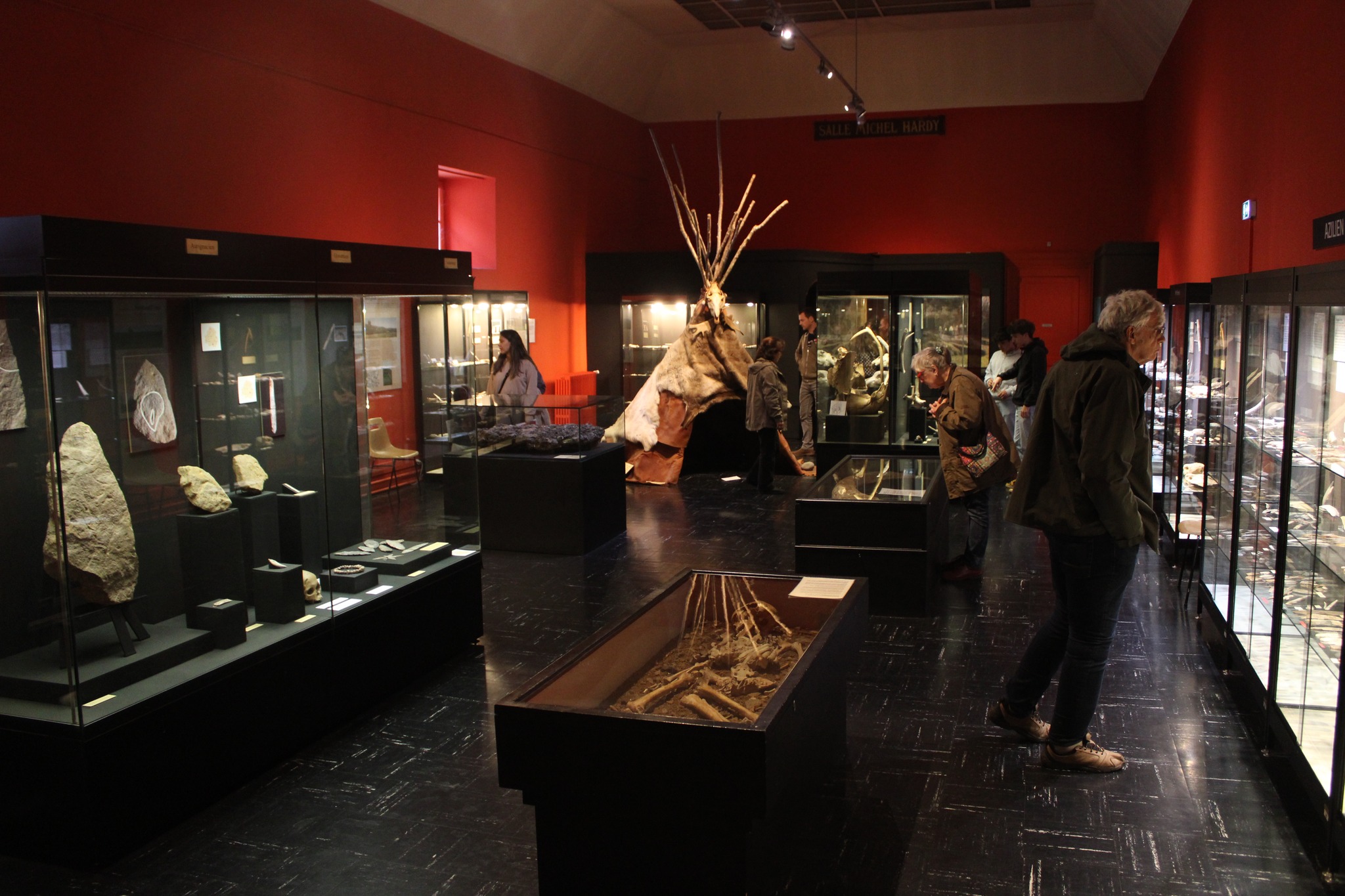 Les vacances au musée : La parure préhistorique — visuel événement