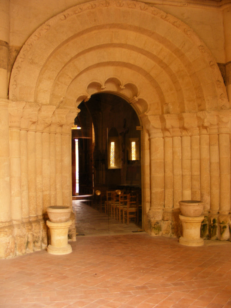 Eglise Saint Pierre de Puisseguin, Puisseguin - photo 2