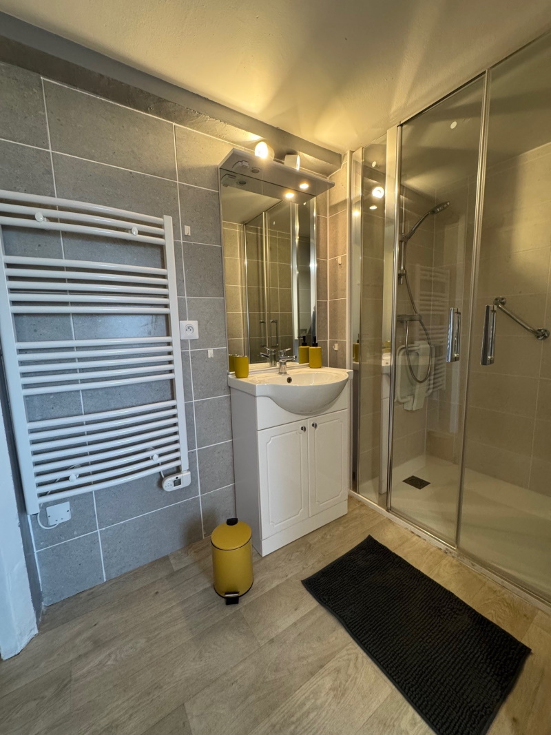 T2 - 1 à 2 pers. - TOLLI25/E - photo 4