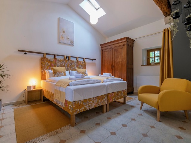 Gîtes de La Bernière - Gîte Tournesol, Brûlain - photo 7