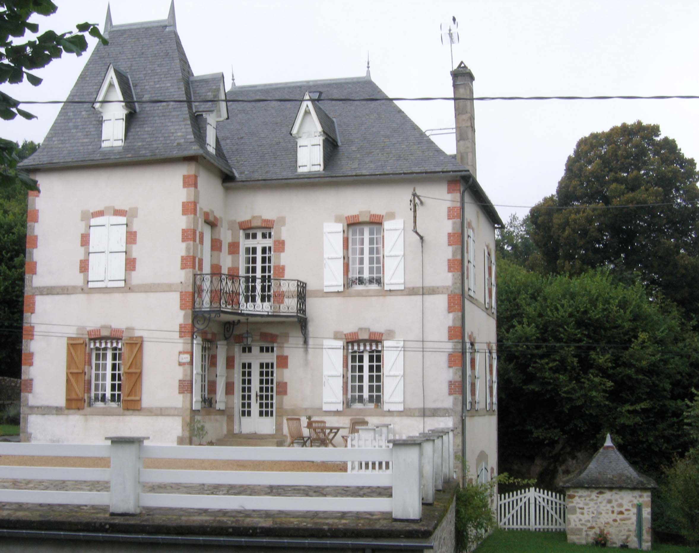 5. Maison Madesclaire, La Côte