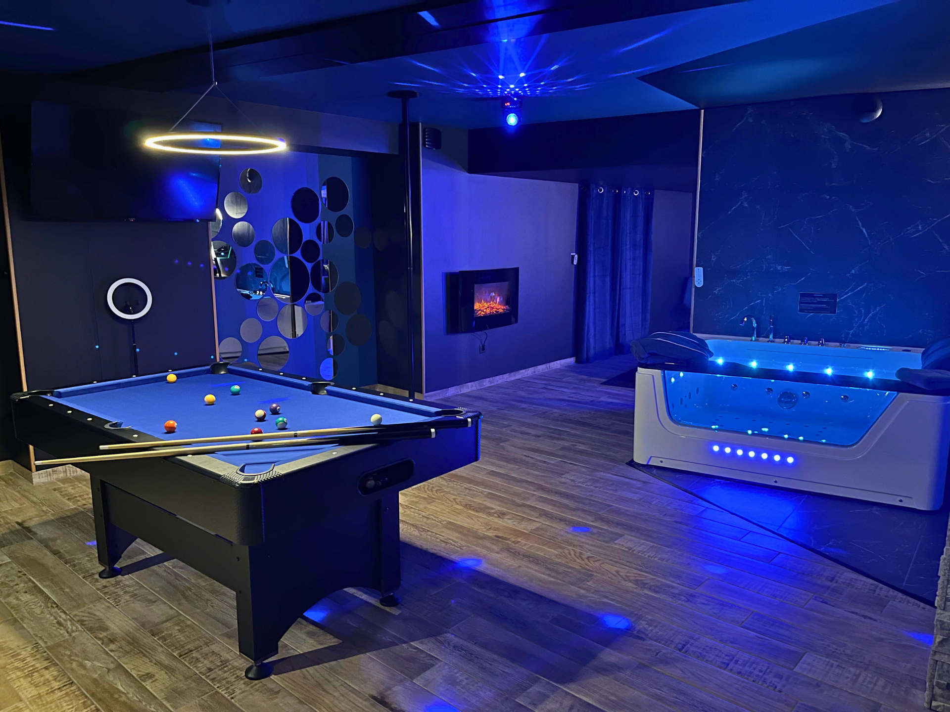 DOUX BLEU JEUX - Suite Cléopâtre, Niort - photo 4